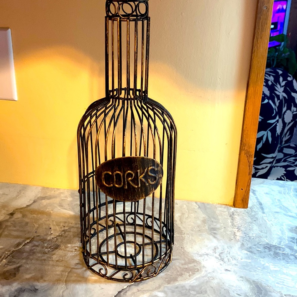 Wine cork holder
